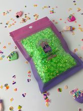 Load image into Gallery viewer, Resin Rhinestones Jelly Bottom 1000 Count Bag
